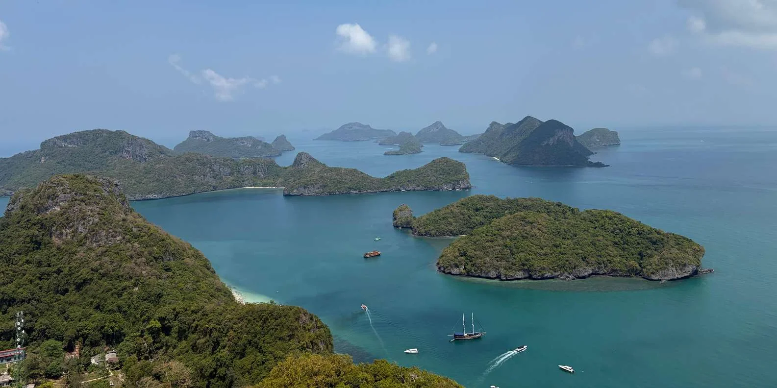 Family excursion to the beautiful Ang Thong Marine Park in Thailand